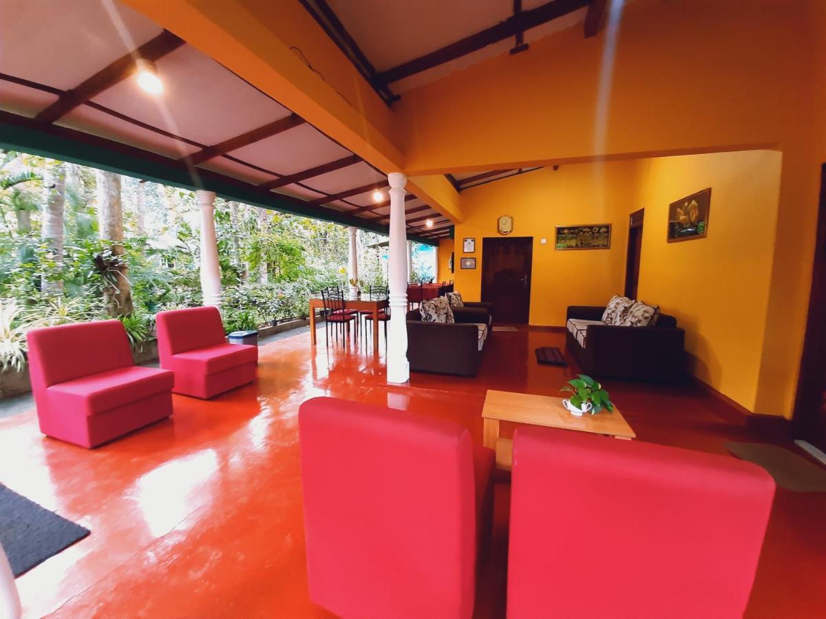 Palitha Homestay Sigirîya Extérieur photo