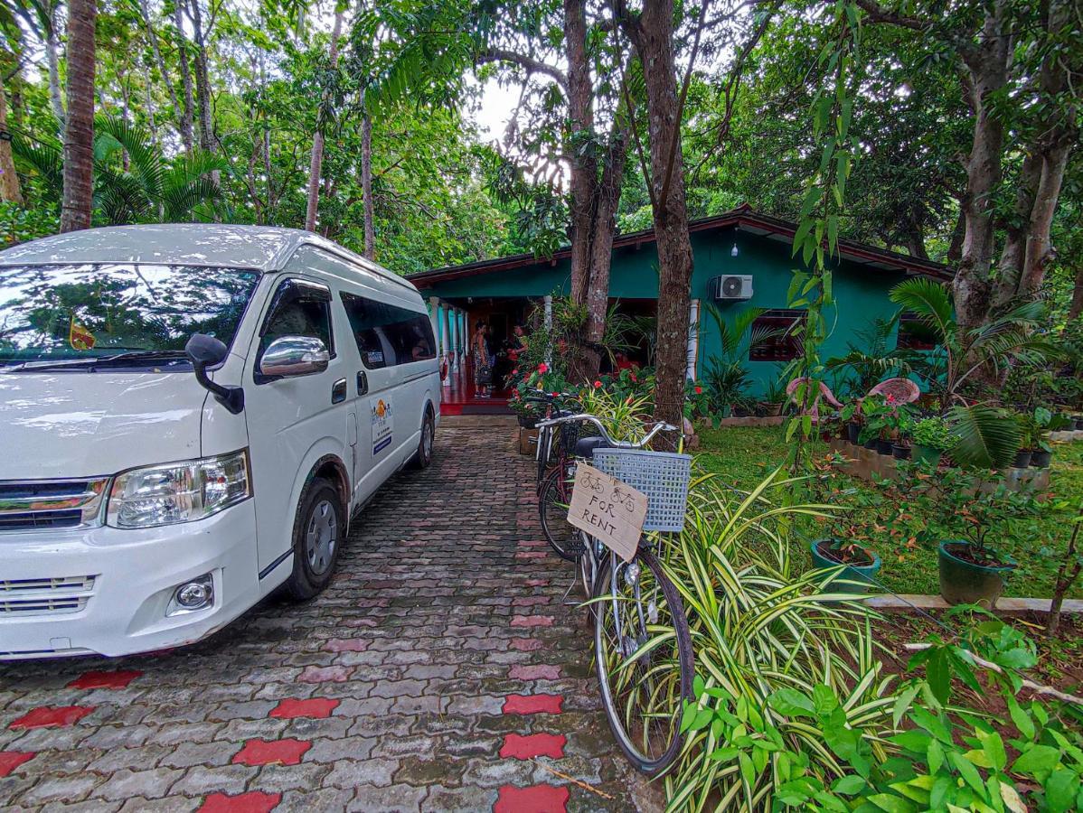 Palitha Homestay Sigirîya Extérieur photo