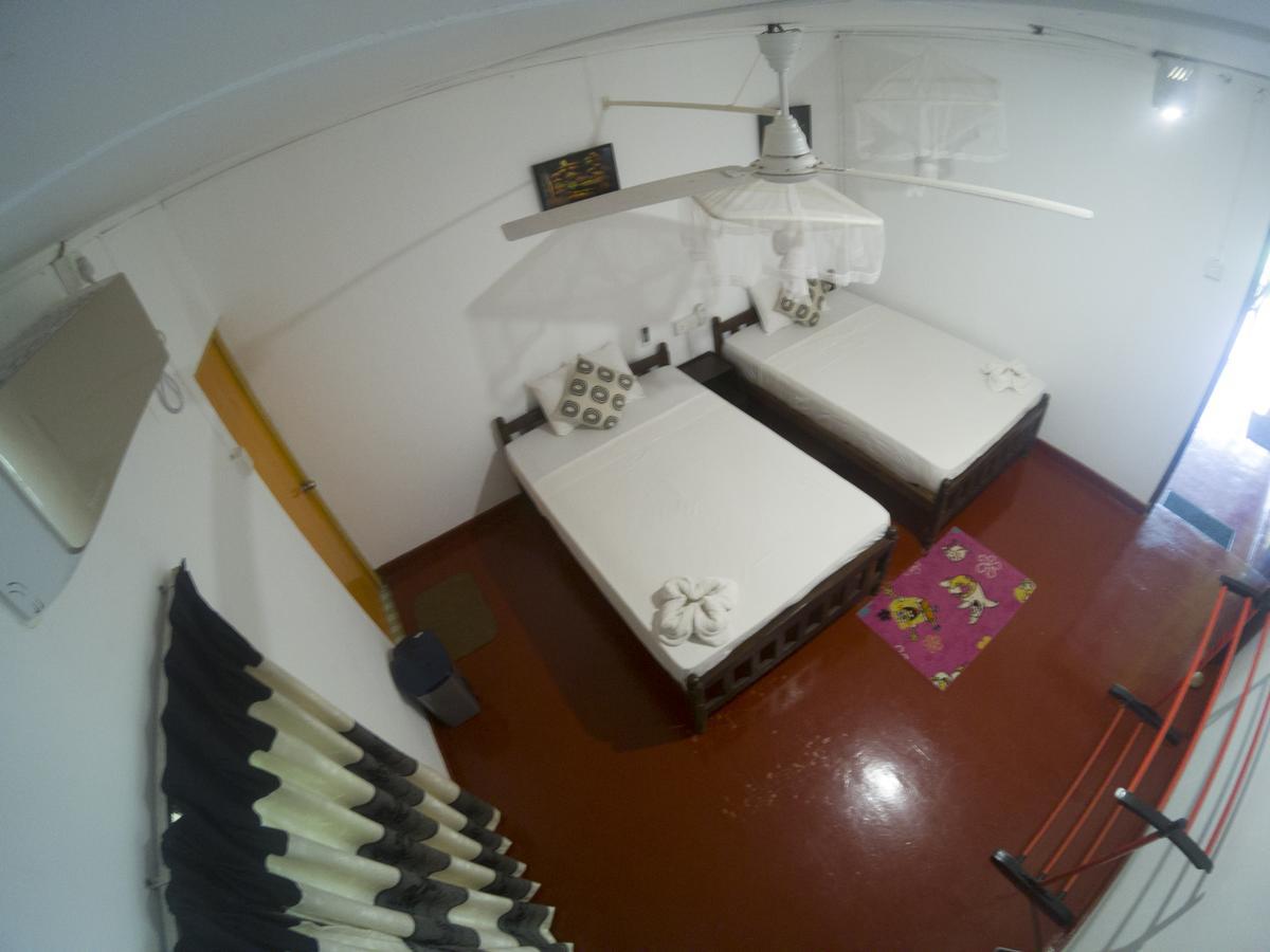 Palitha Homestay Sigirîya Extérieur photo