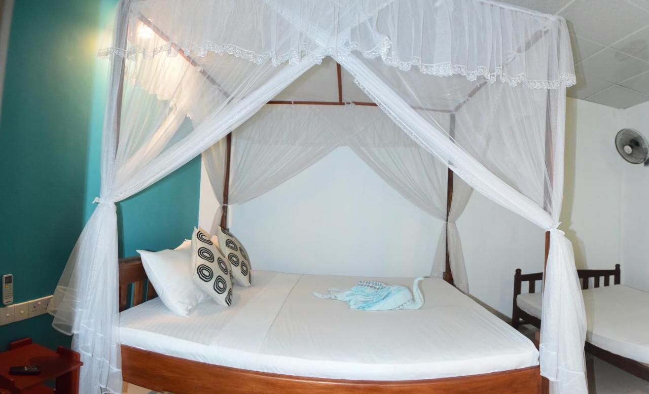 Palitha Homestay Sigirîya Extérieur photo